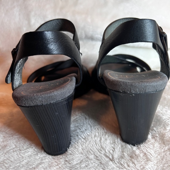 Dansko Black Leather Sandals - Size 36 EU - Picture 4 of 11